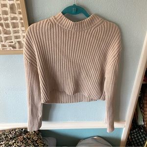 H&M cropped cable knit bell sleeve mock neck sweater small